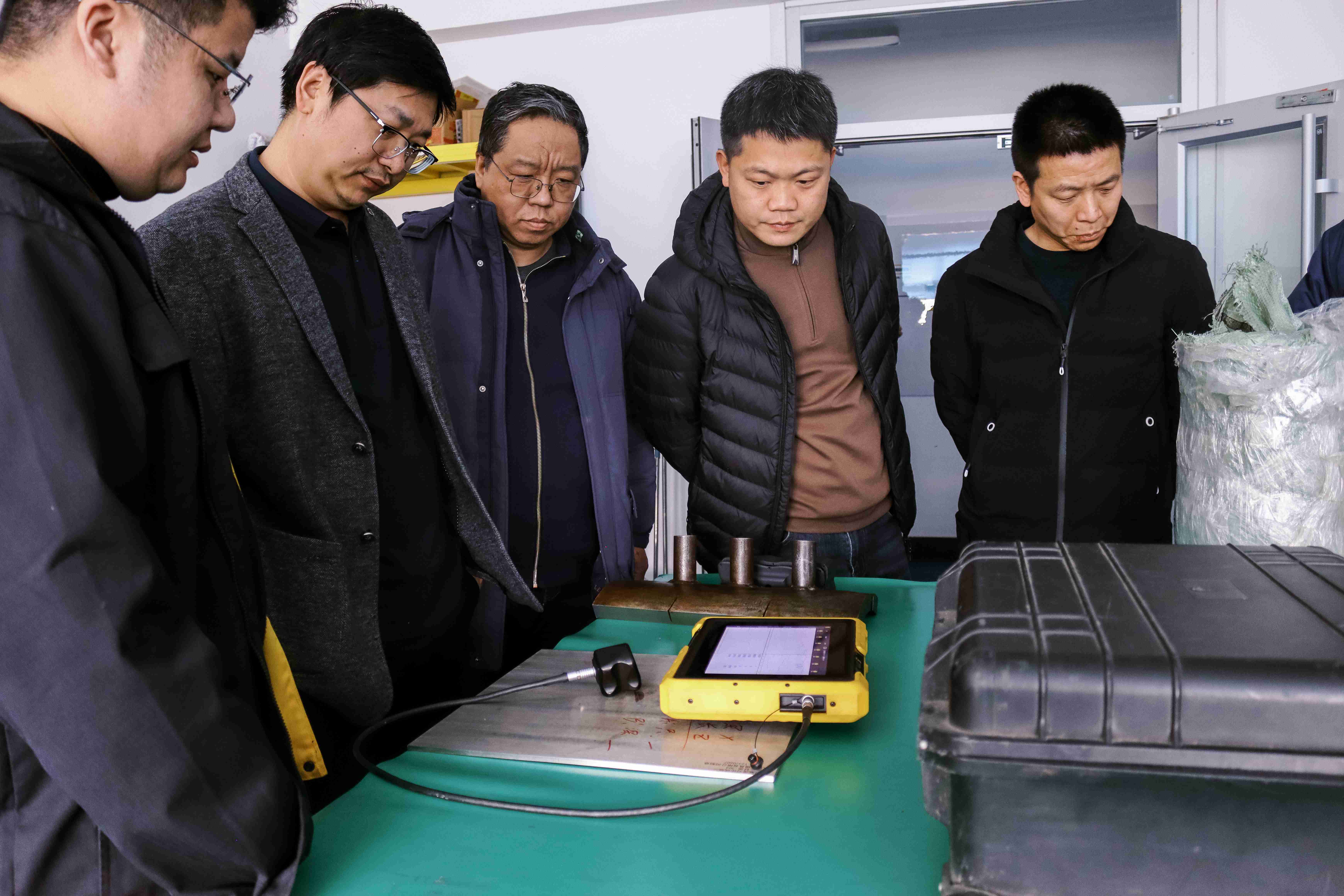 亚洲精品久久一区二区三区