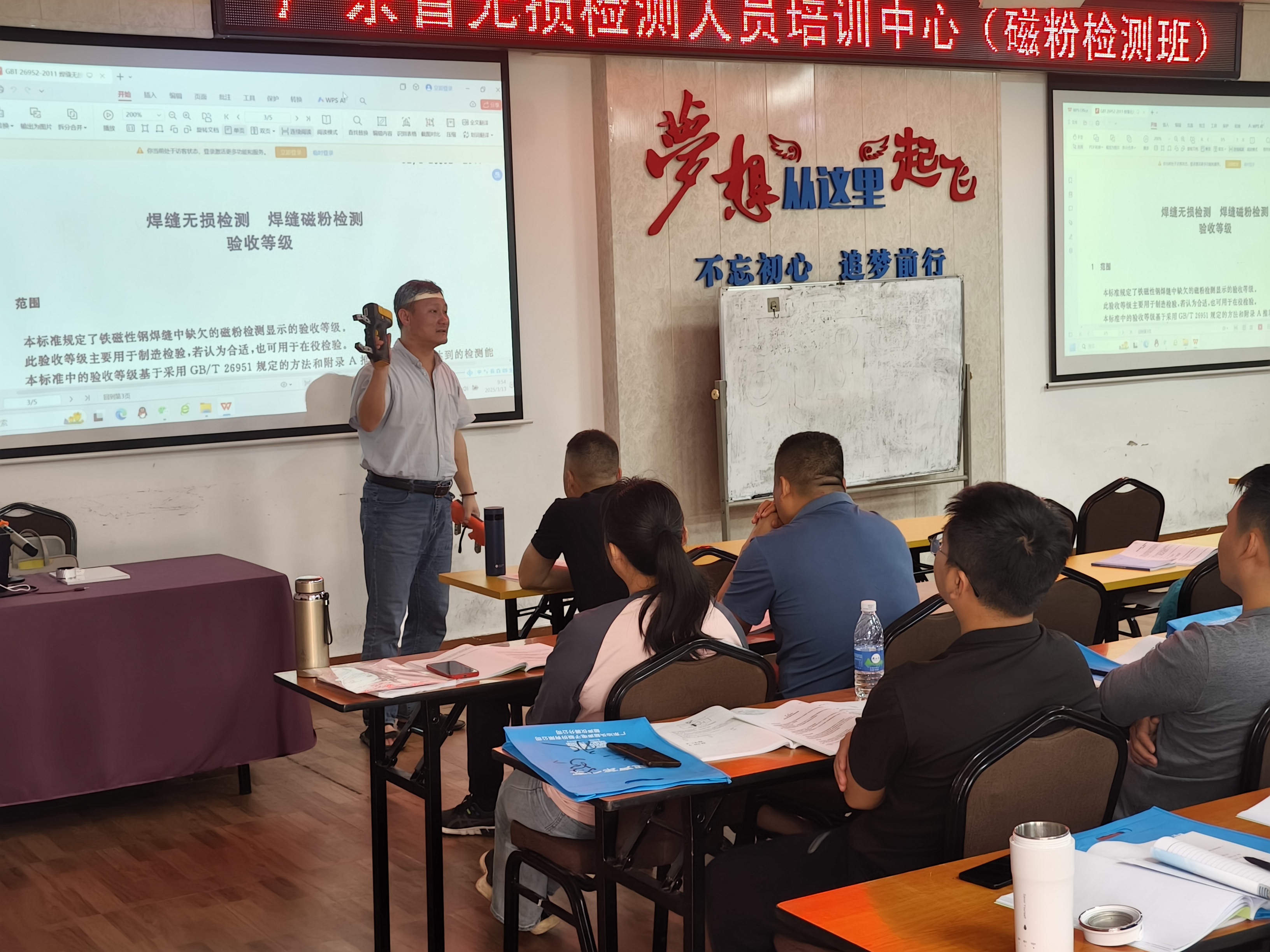 亚洲精品久久一区二区三区