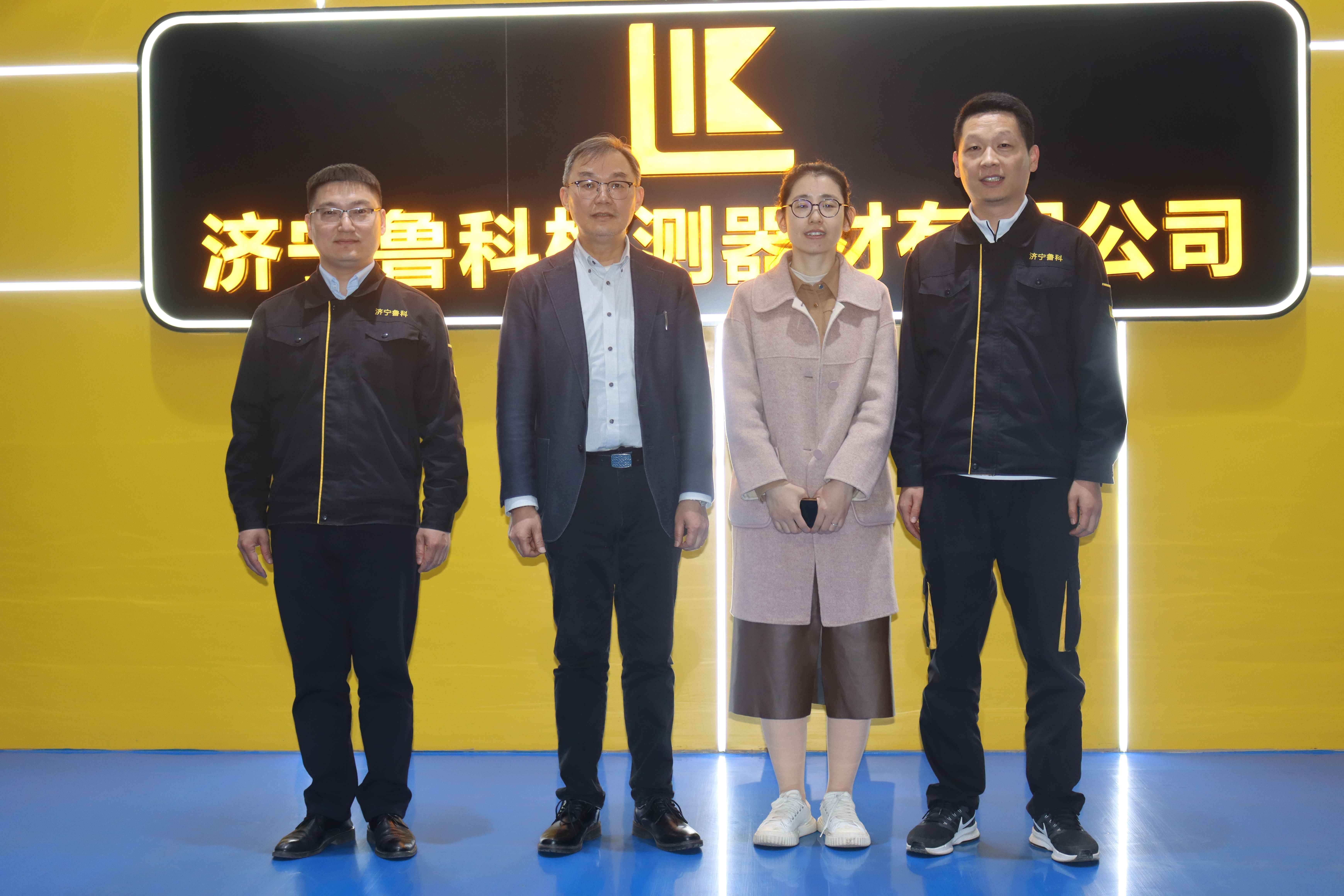 亚洲精品久久一区二区三区