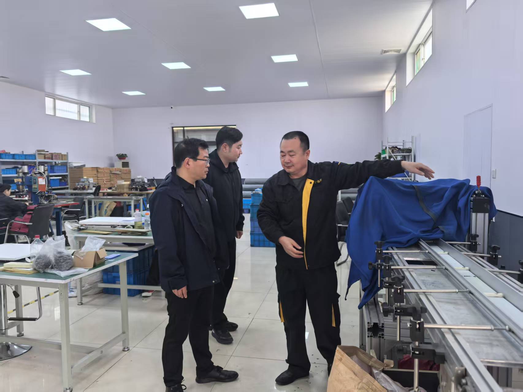 亚洲精品久久一区二区三区