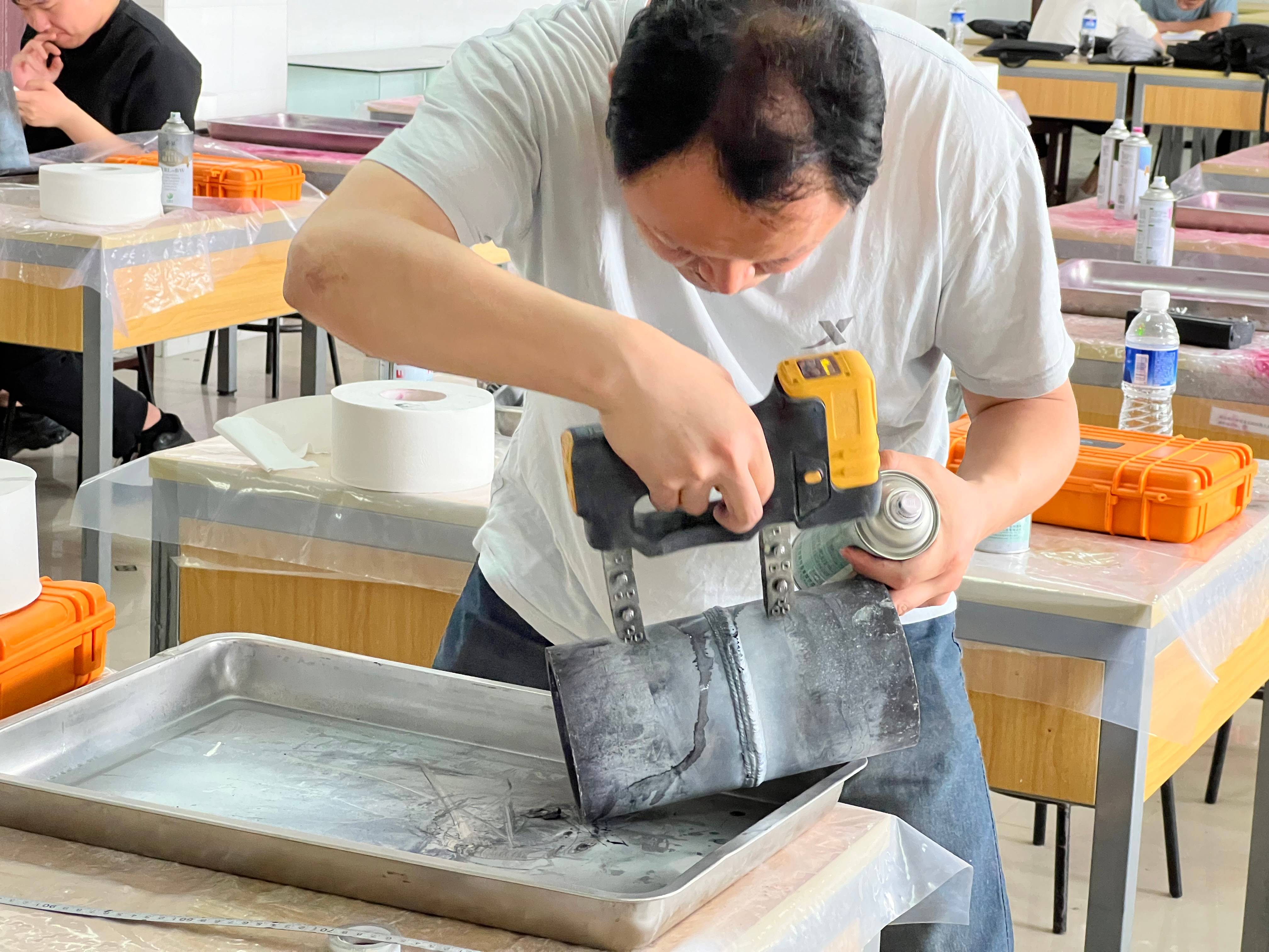 亚洲精品久久一区二区三区