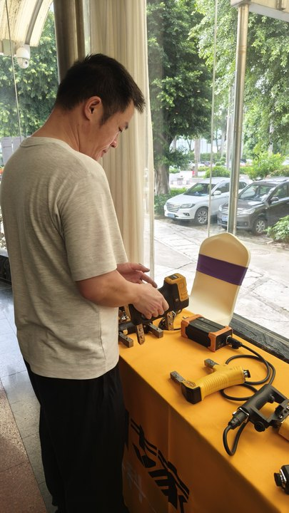 亚洲精品久久一区二区三区