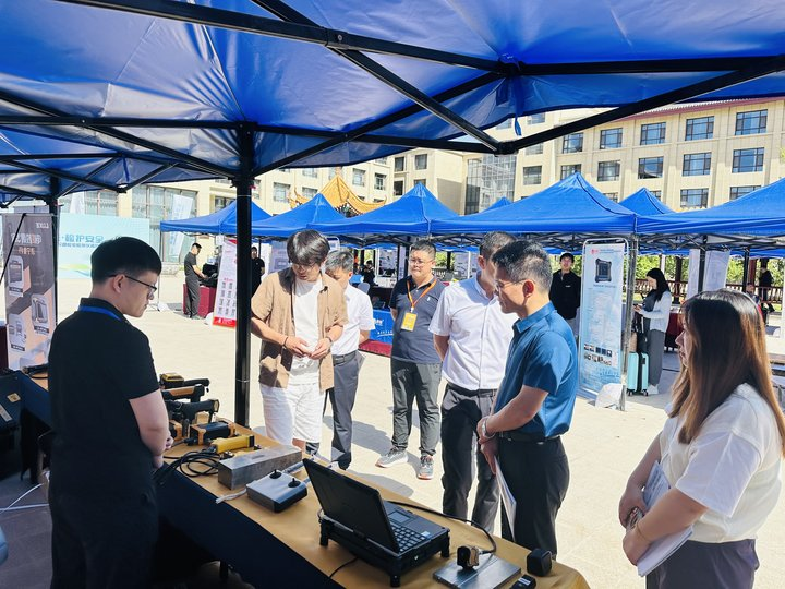 亚洲精品久久一区二区三区