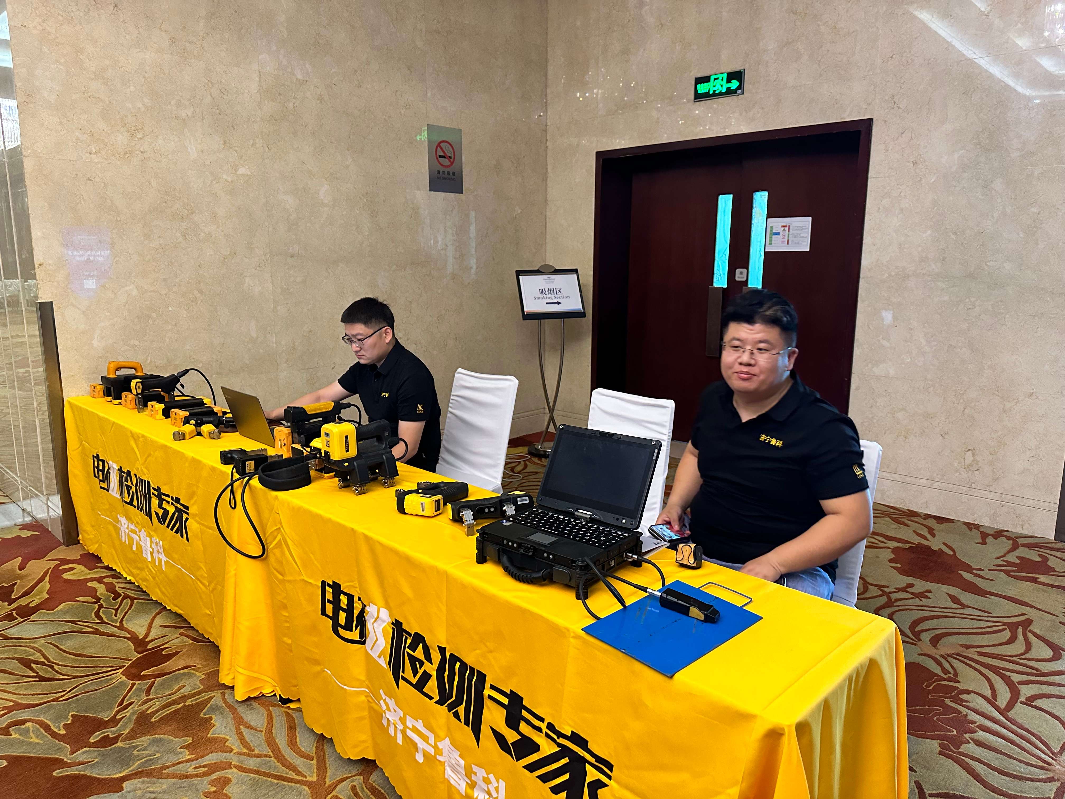 亚洲精品久久一区二区三区