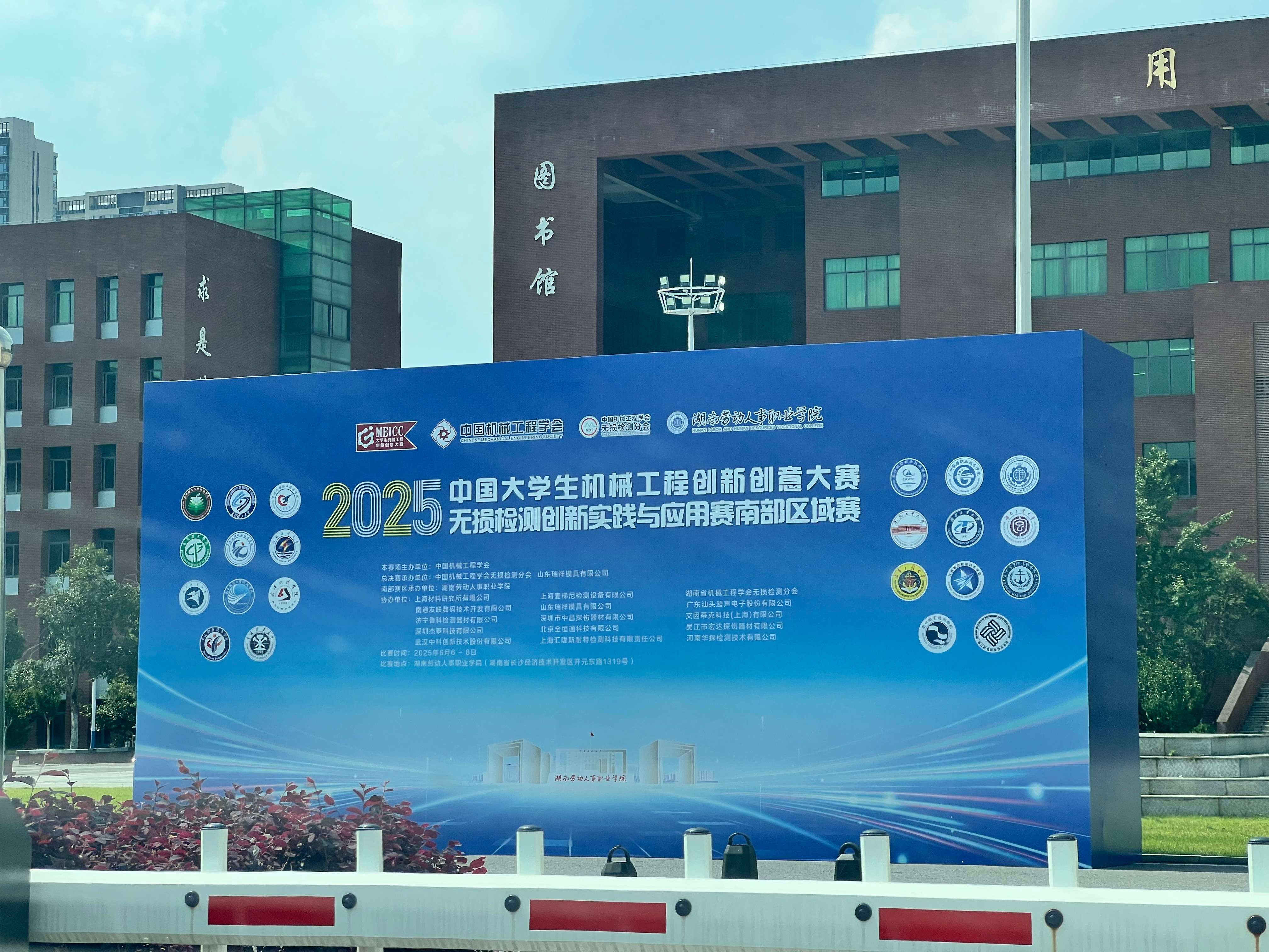 亚洲精品久久一区二区三区