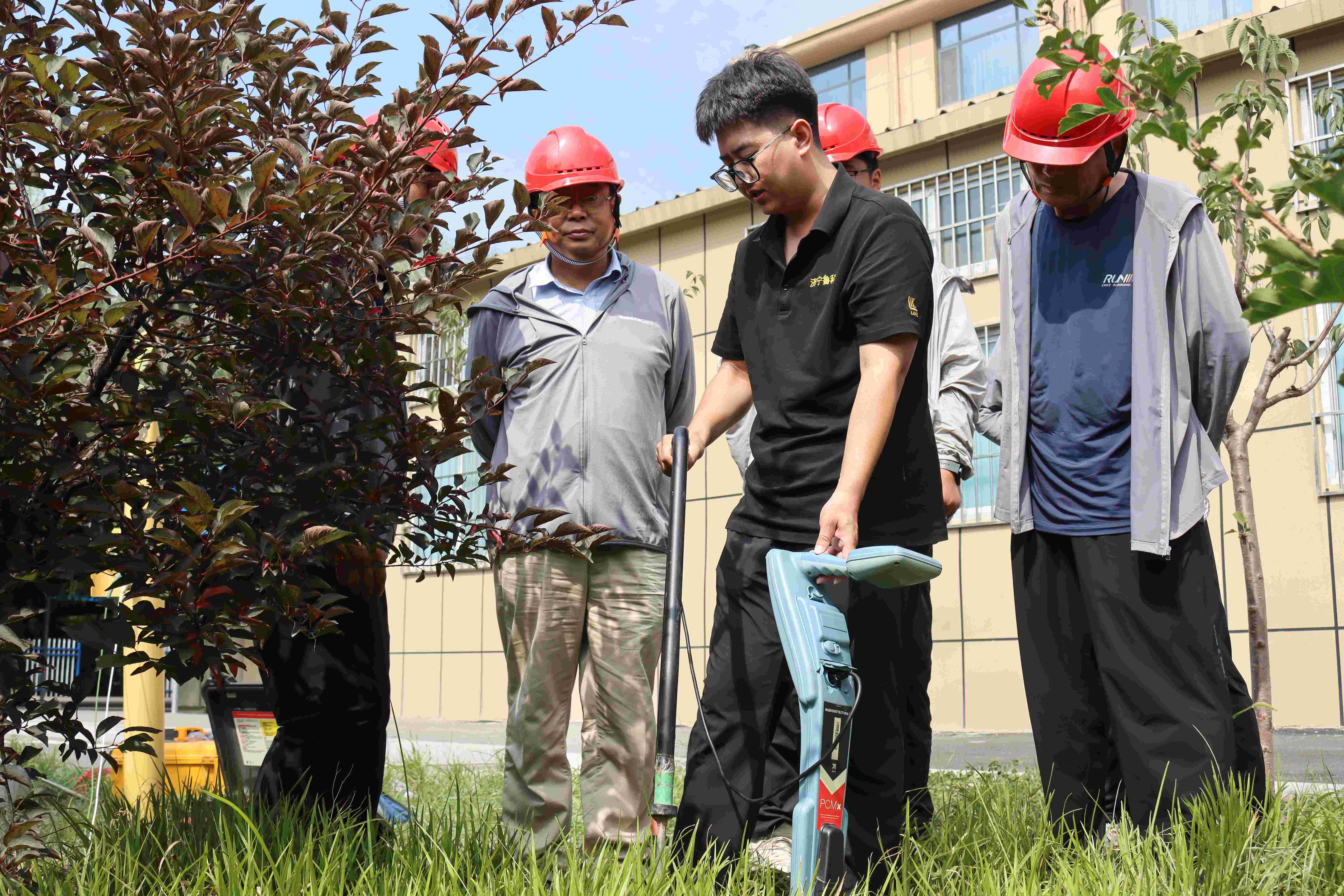 亚洲精品久久一区二区三区