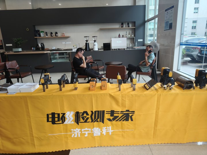 亚洲精品久久一区二区三区