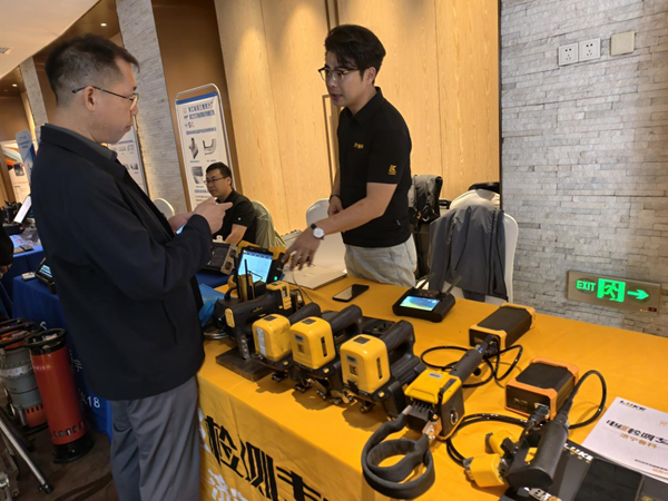 亚洲精品久久一区二区三区