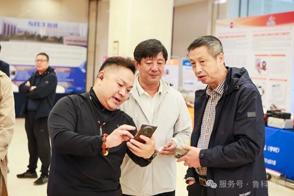 亚洲精品久久一区二区三区