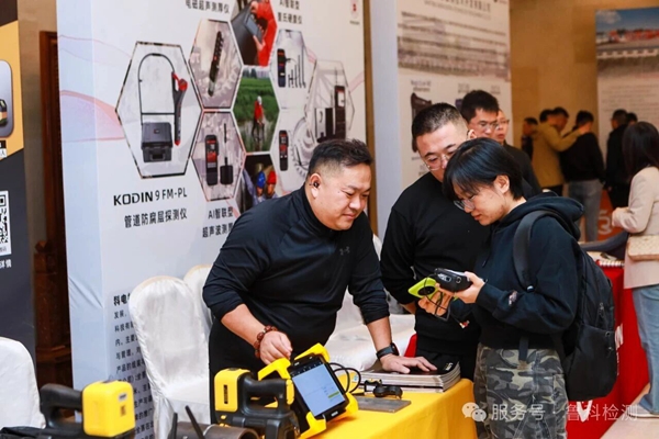 亚洲精品久久一区二区三区