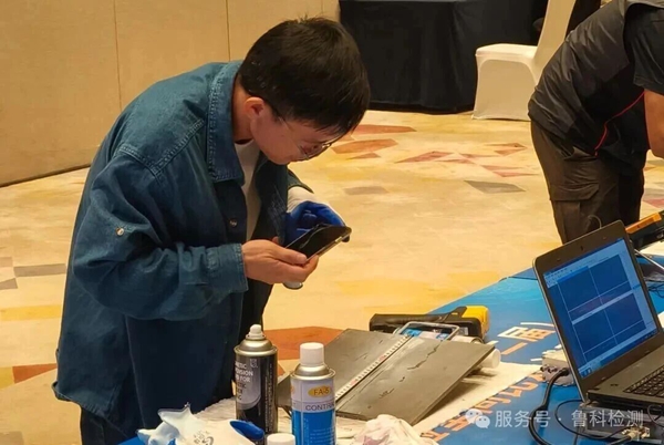 亚洲精品久久一区二区三区