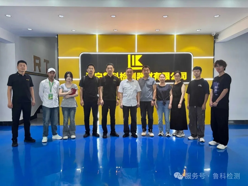 亚洲精品久久一区二区三区