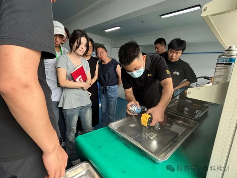 亚洲精品久久一区二区三区