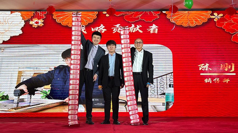 亚洲精品久久一区二区三区