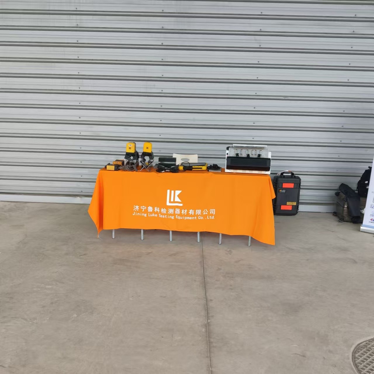 亚洲精品久久一区二区三区