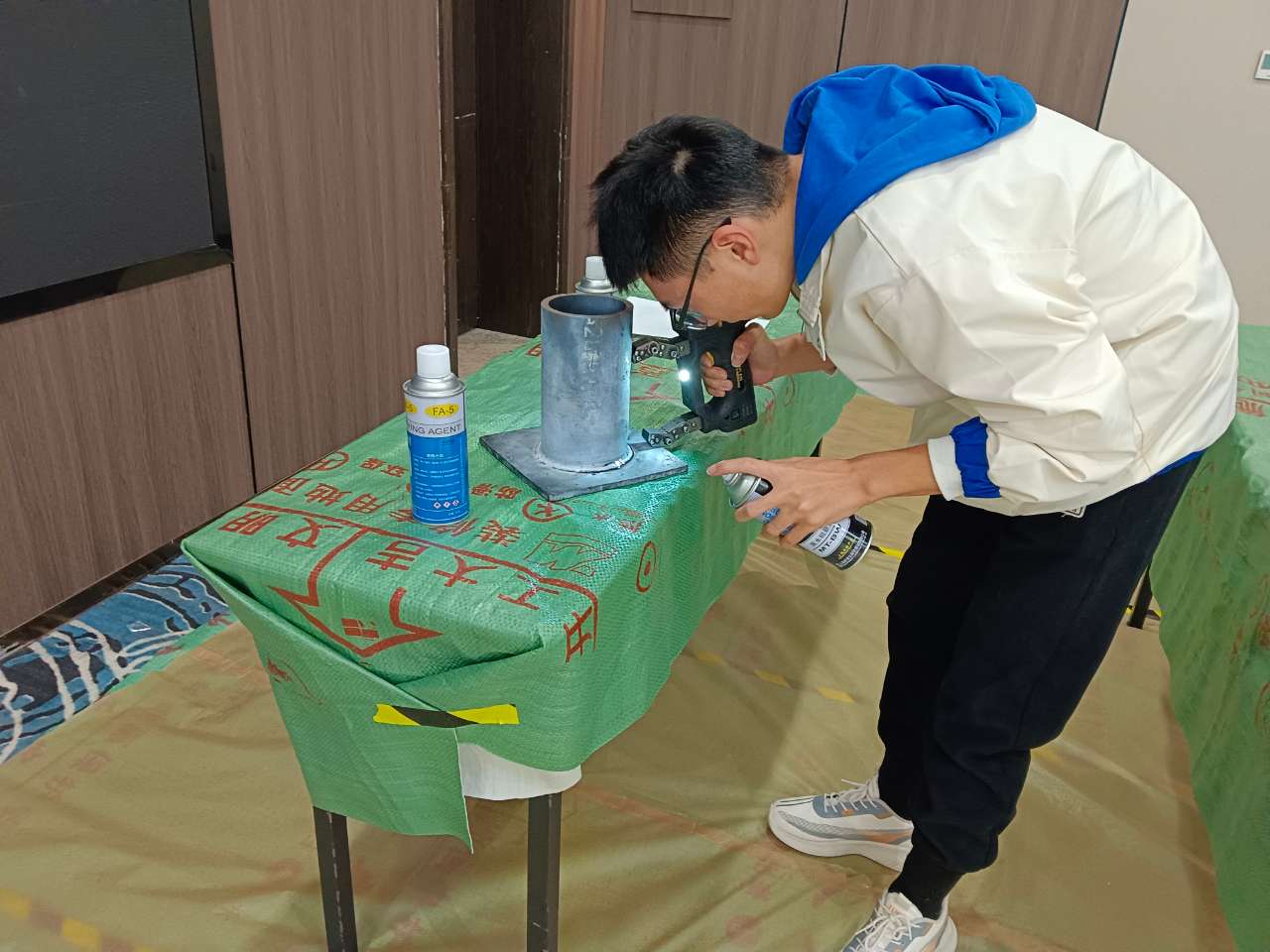 亚洲精品久久一区二区三区