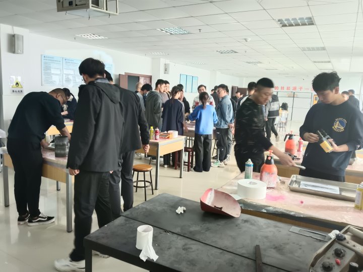 亚洲精品久久一区二区三区