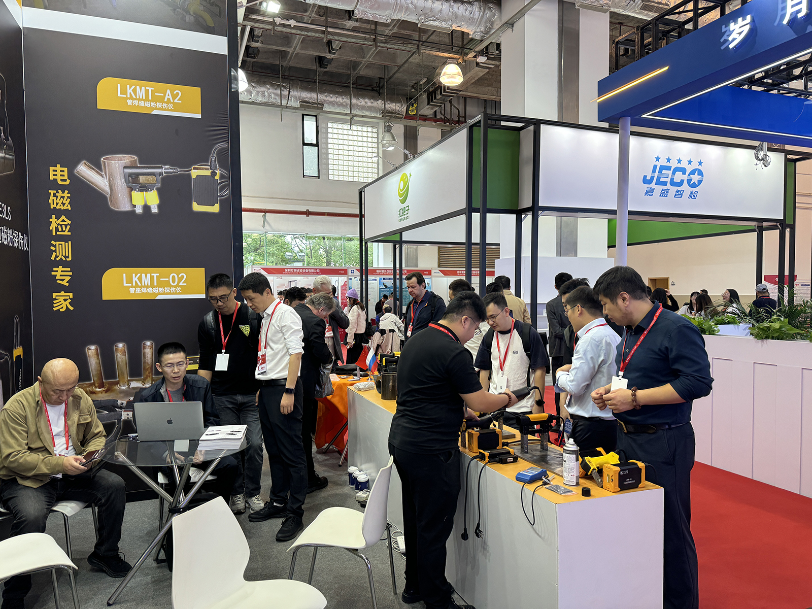 亚洲精品久久一区二区三区