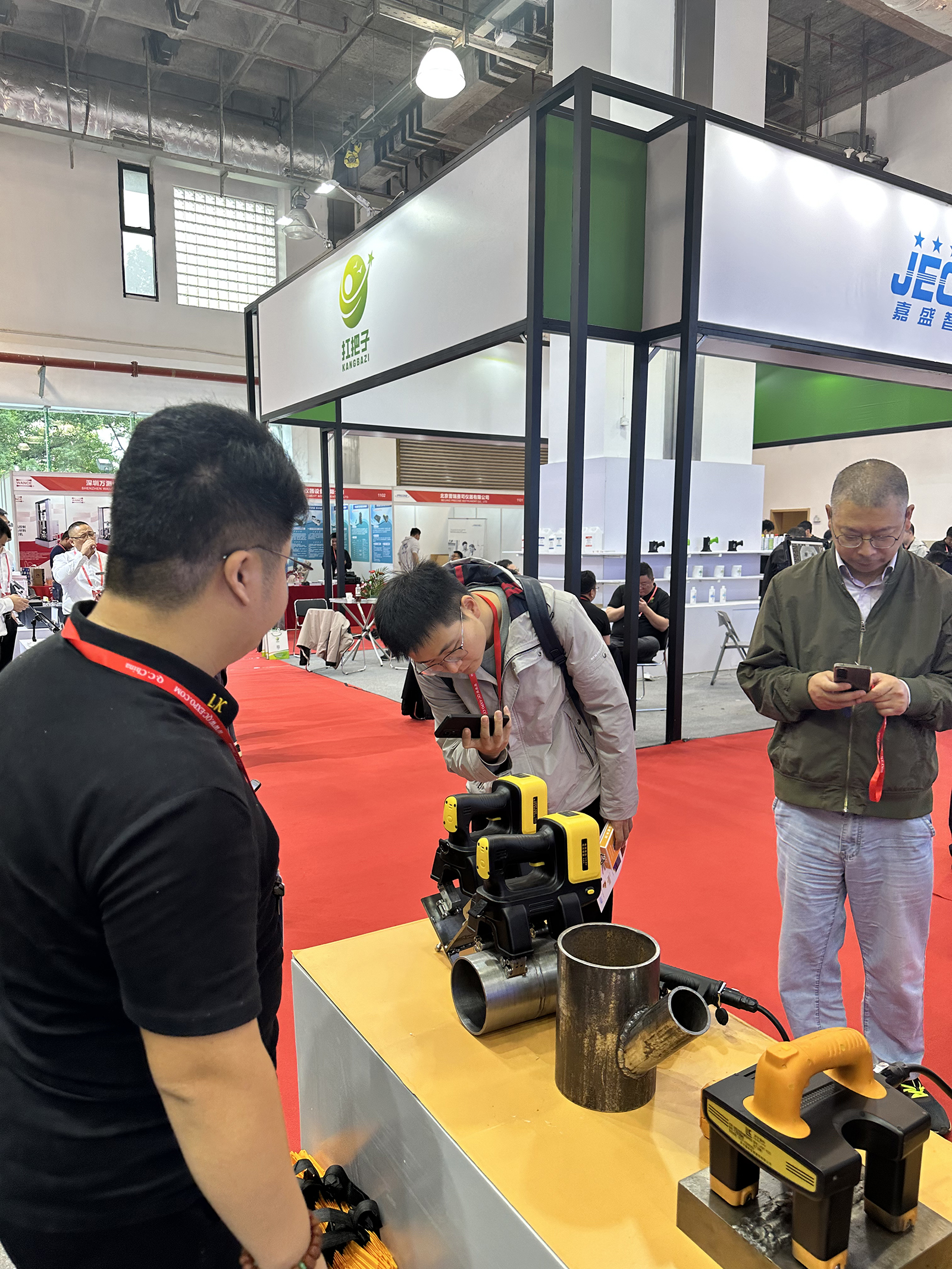 亚洲精品久久一区二区三区