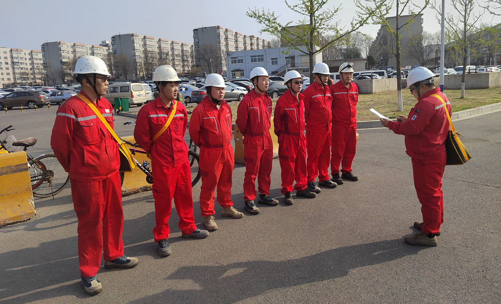 亚洲精品久久一区二区三区