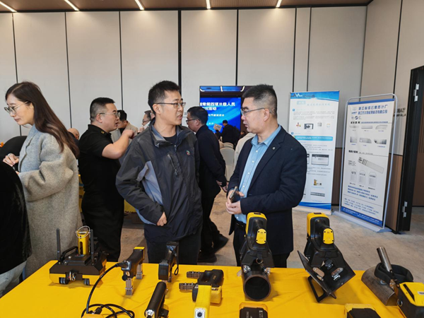 亚洲精品久久一区二区三区