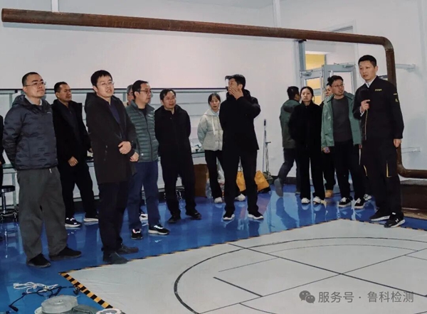 亚洲精品久久一区二区三区