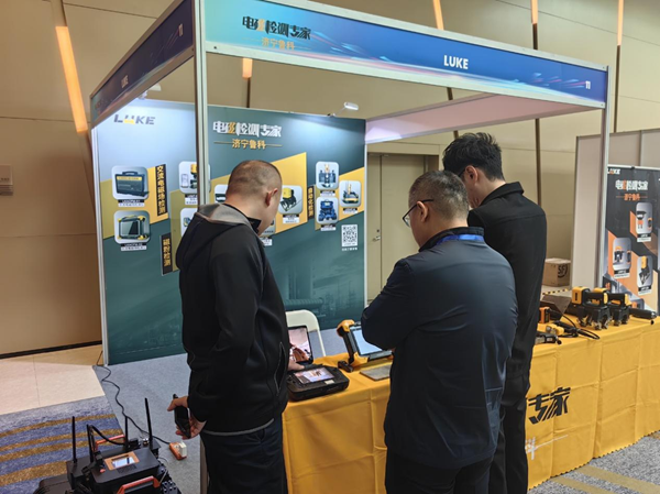 亚洲精品久久一区二区三区