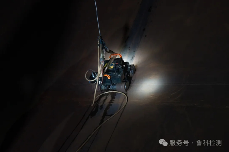 亚洲精品久久一区二区三区