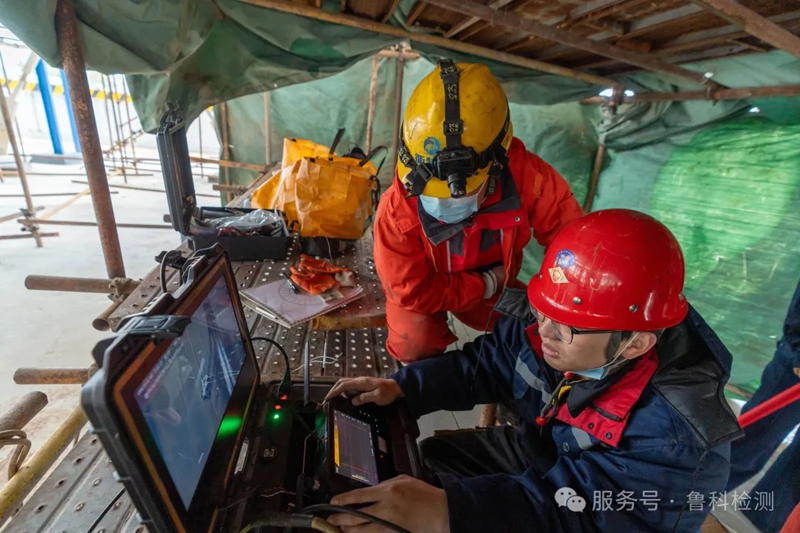 亚洲精品久久一区二区三区